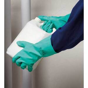 KeepSAFE Chemical Resistant Nitrile Gauntlet Green